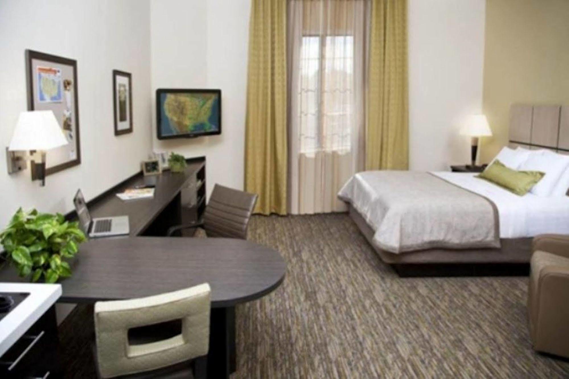 Sonesta Simply Suites Арлингтон Экстерьер фото